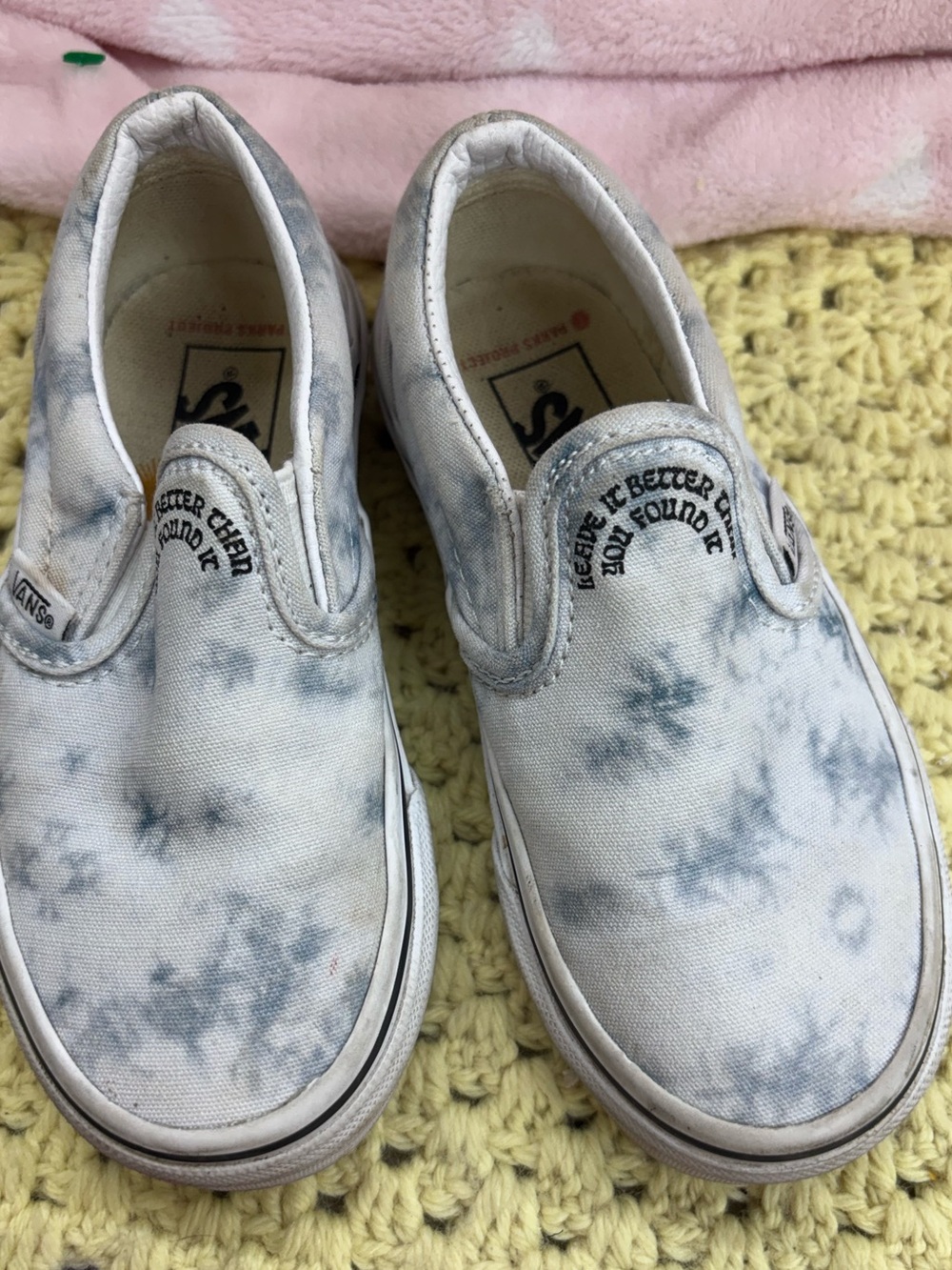 Vans “leave the world better than you found it” sneakers child size 10.5